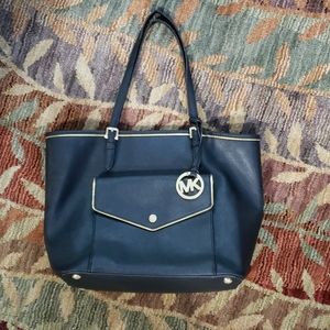 Michael Kors tote